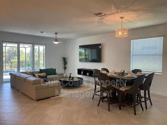 4th image of 11308 Pinot Dr