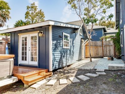 1124 Laurel St, Santa Cruz, CA, 95060