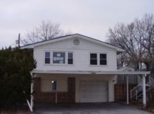 640 S Lake Dr, Independence, MO 64053