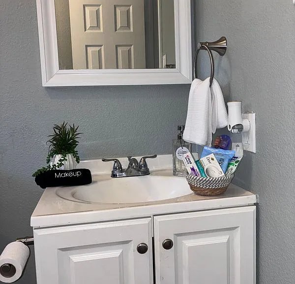7910 Hawk Park — Photo 15
