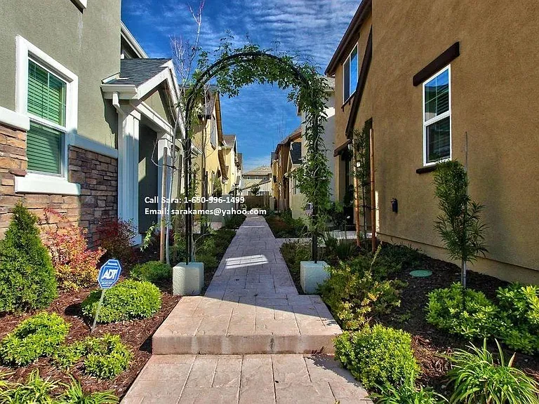 601 Saint Armel Pl — Photo 30