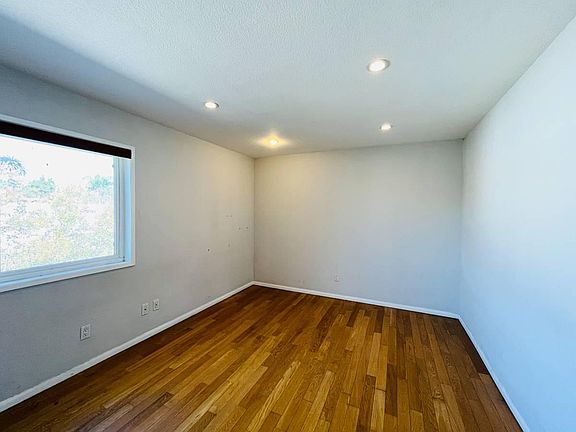 2nd image of 3501 Jasmine Ave #19A