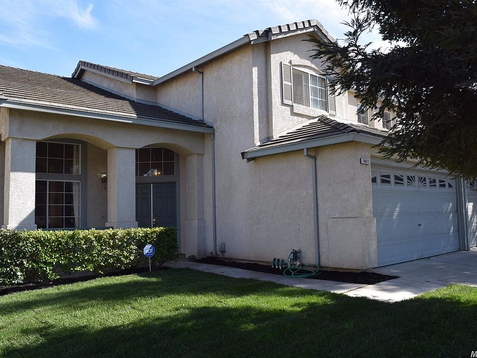 1st image of 14411 Pinewood Dr