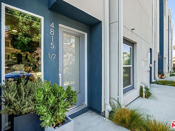 3rd image of 4815 1/2 Craner Ave