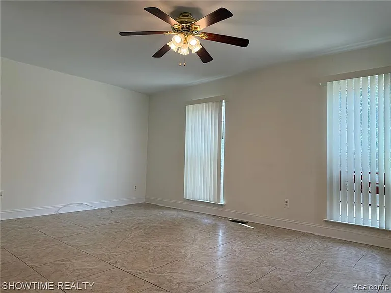 36511 Park Place Dr #74 — Photo 6