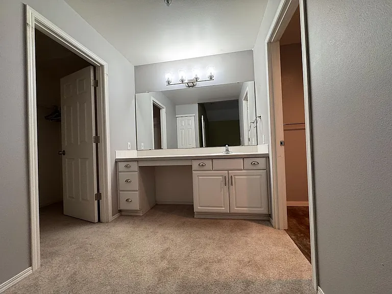1912 S 368th Pl #203 — Photo 4
