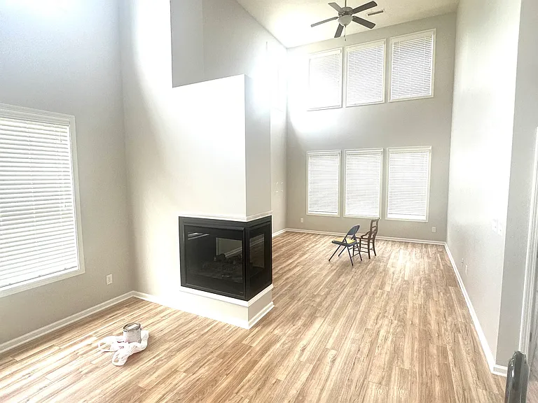 7168 Marshbury Way — Photo 8