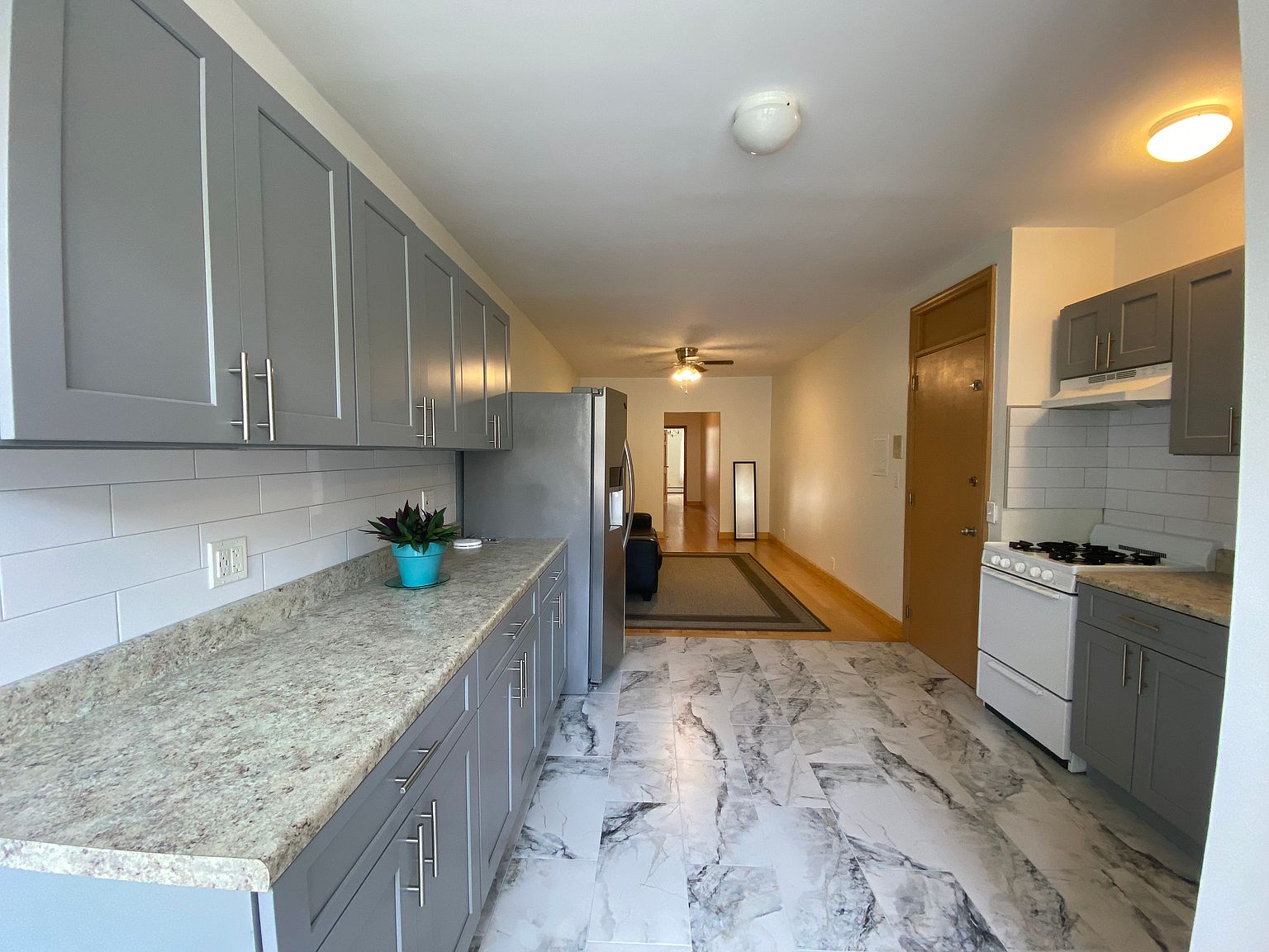 71-46 68th Pl #2R, Ridgewood, NY 11385 | Zillow