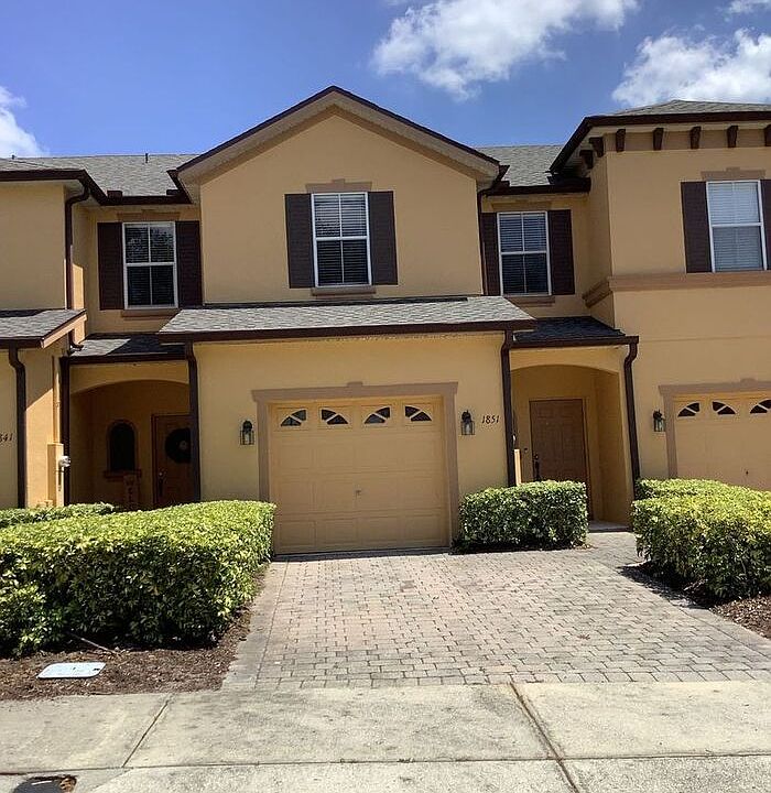 1st image of 1851 Retreat View Cir