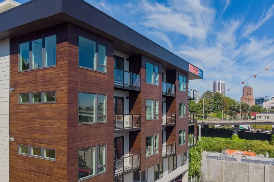 Acqua Apartments - Student Affordable — Photo 1