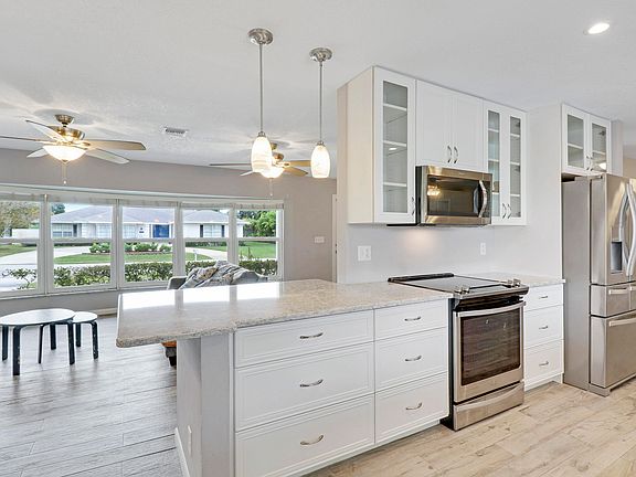 5th image of 6430 Apple Way