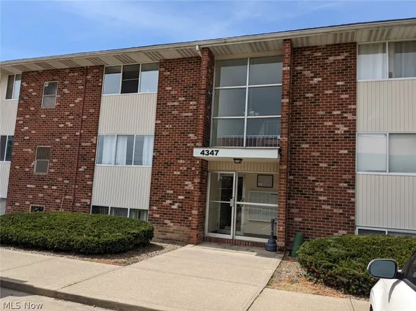 4347 Inner Circle Dr APT B3, Brunswick, OH 44212