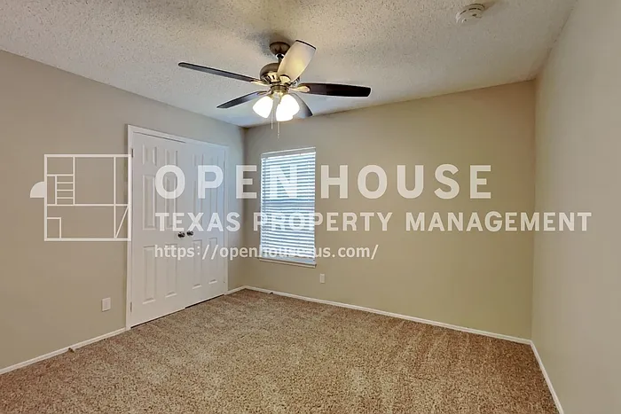 425 Kent Dr — Photo 14
