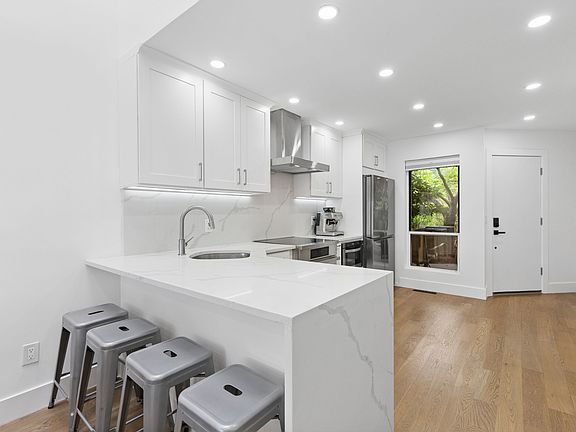 3rd image of 23 Library Ave