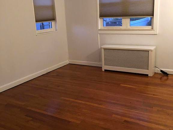 5th image of 19 Hodges Pl
