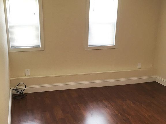 3rd image of 1052 48th St #3