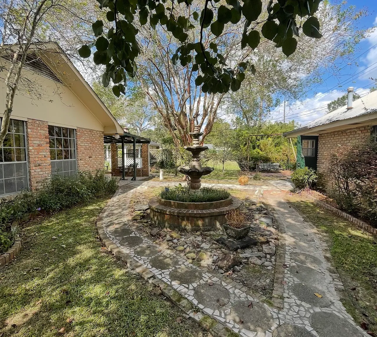 Ridgely Dr, Baton Rouge — Photo 2