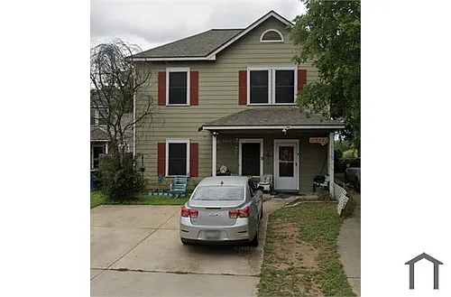 6106 Atwood St Photo 1