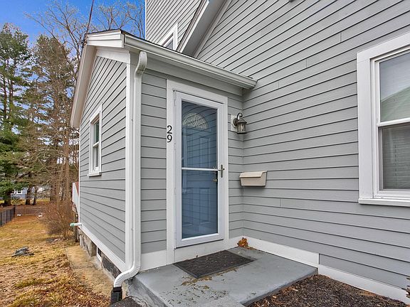 3rd image of 29 Horton Pl #29