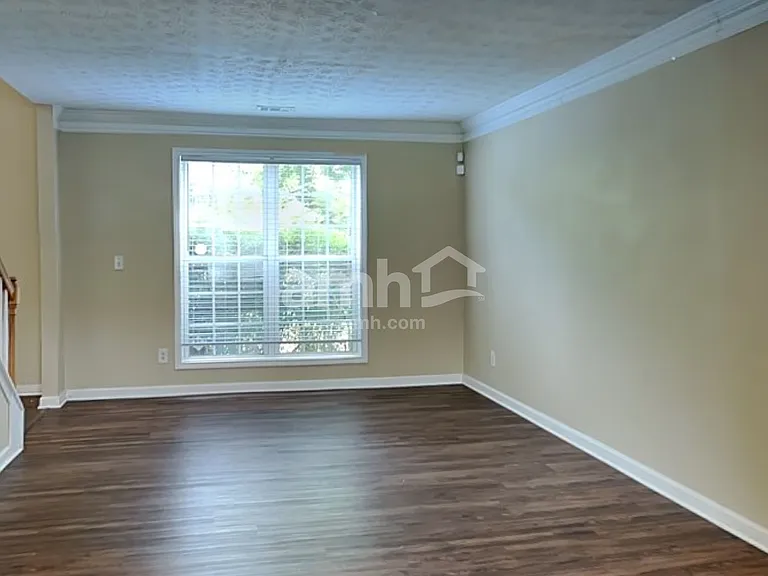 3341 Kittery Dr — Photo 6