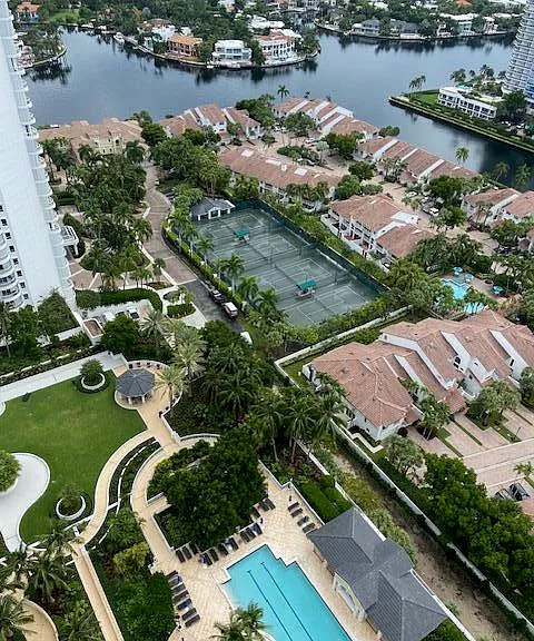 21055 Yacht Club Dr #1804 — Photo 22