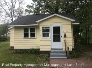 2137 Riordan St, Muskegon Heights, MI 49444