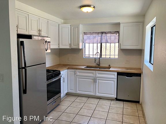 3rd image of 149 E Avenue 42 APT B