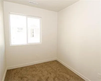 240 N 750 E — Photo 23