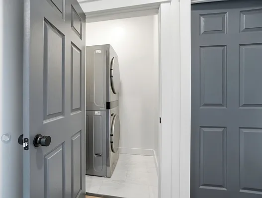131 S C St #1 — Photo 21