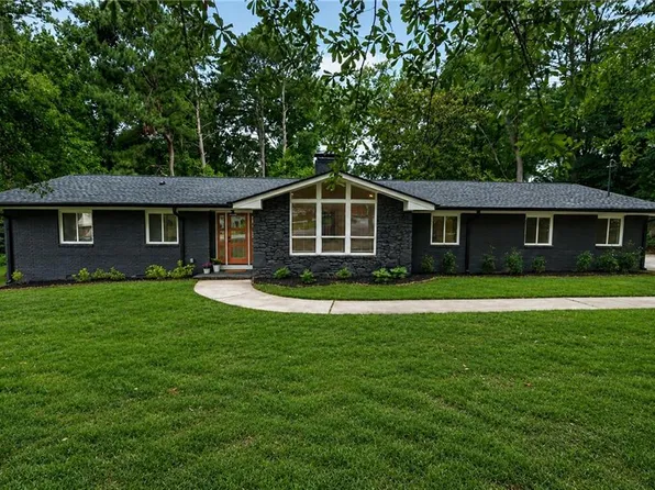 3008 Ridgeside Ct, Atlanta, GA 30341