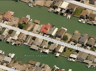 916 Pompano Ave, Port Isabel, TX 78578
