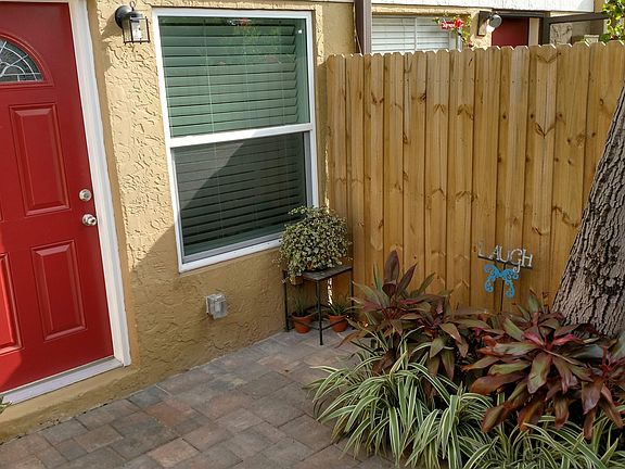 2nd image of 4210 La Palma Ct