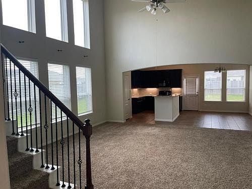 5th image of 30835 Boxwood Dr