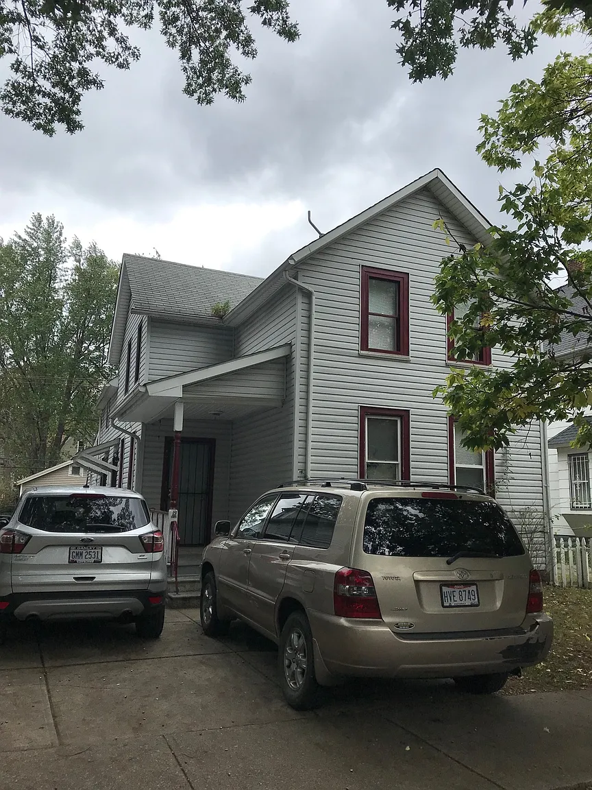 2150 W 83rd St photo 1