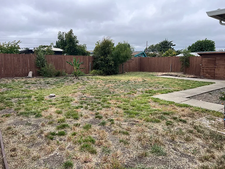 383 Shirley Ave — Photo 12