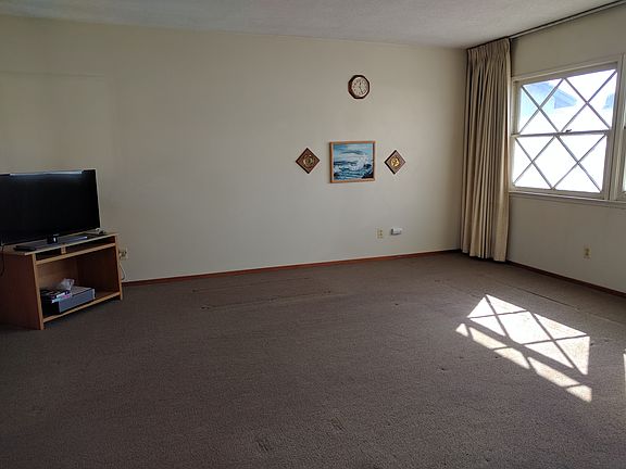 2nd image of 21108 Doble Ave