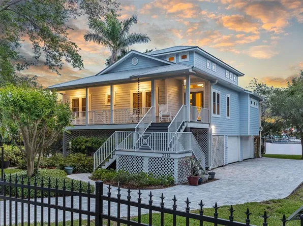 2314 N Riverside Dr, Tampa, FL 33602