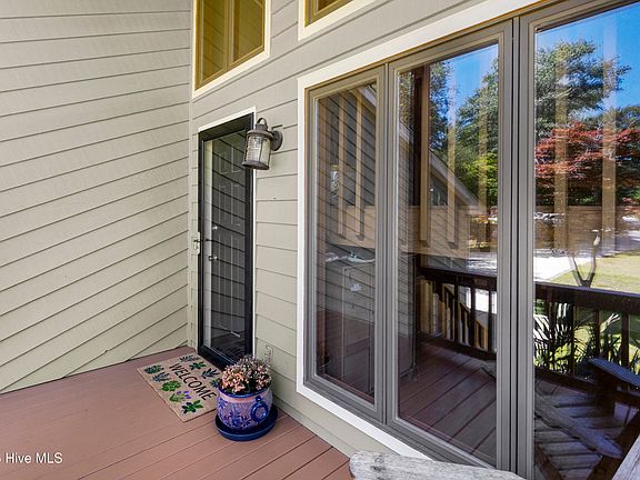 4th image of 6600 Lyonia Court