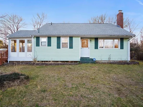 19 Charlene Dr, Brockton, MA 02302