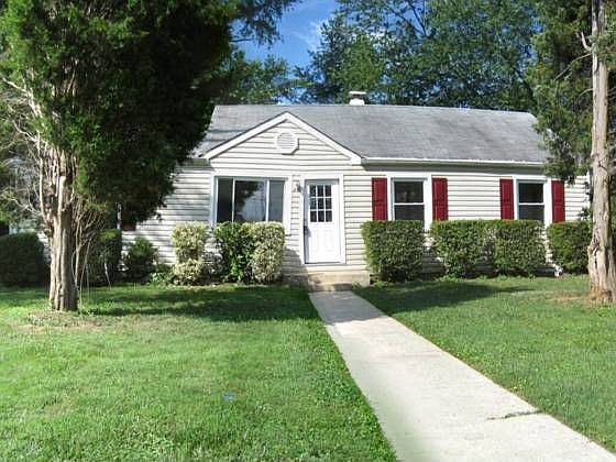 1st image of 7721 Lunceford Ln