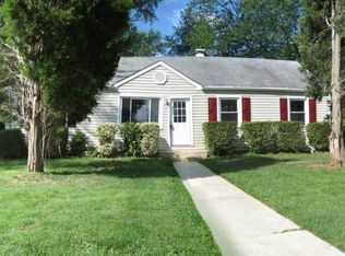 7721 Lunceford Ln, Falls Church, VA 22043