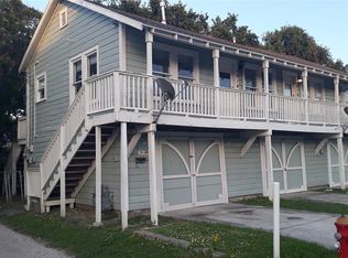 1014 12th St, Galveston, TX 77550