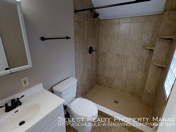 3rd image of 333 W Crescent St #02