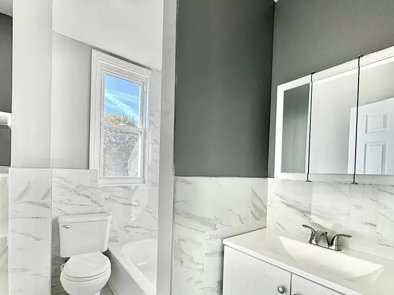 445 Broadway #3 — Photo 9