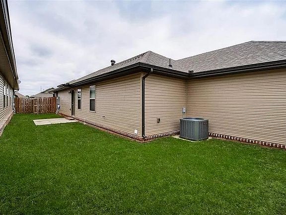 Fenced back yard for enjoying the outdoor space with family