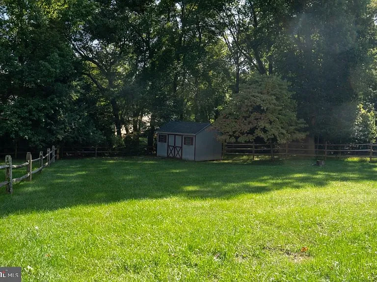 14913 Lear Ln — Photo 33