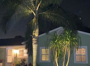 301 Porpoise Rd, Venice, FL 34293