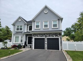 6 Water St, Colonia, NJ 07067