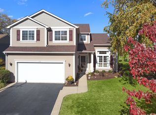 1151 Heavens Gate, Lake In The Hills, IL 60156