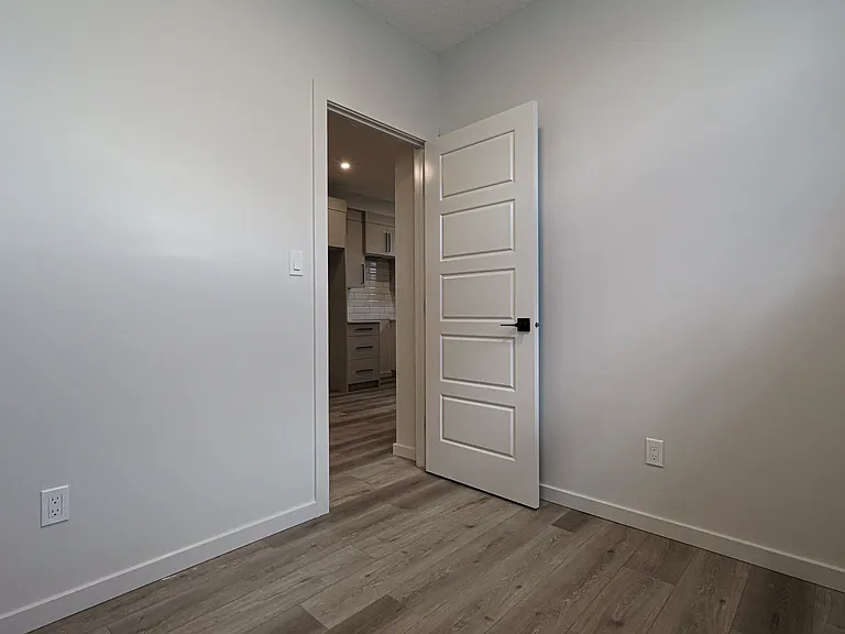 120 Greenfield Line — Photo 32